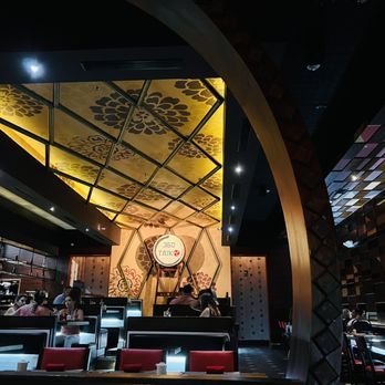 360 Taiko Sushi & Lounge - Modern interior decor! - Sushi Bars Near Me - Patchogue, New York