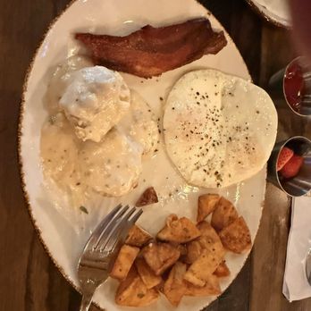 Haywire - Ranch hand breakfast with a side of gravy! - New American Near Me - San Antonio, Texas