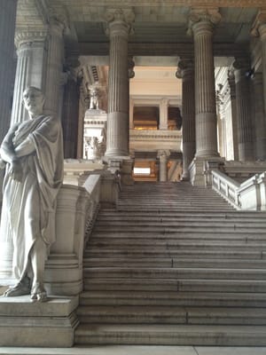 Palais de Justice by null