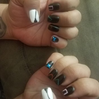 Rockstar Nails & Spa - I couldn't be more pleased!! Ps buttons and plug in cord - Nail Salons Near Me - Simi Valley, California