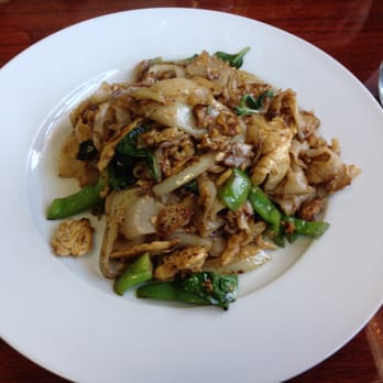 Topaz Thai Restaurant - Thai basil chicken with noodles - delicious!! - Thai Near Me - Belleville, New Jersey Topaz Thai Restaurant - Thai basil chicken with noodles - delicious!! - Thai Near Me - Belleville, New Jersey
