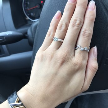 CT Nails - Sparkle glitter on top but not on the bottom - Nail Salons Near Me - Rowland Heights, California