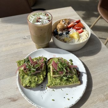 Drift Cafe - Açaí bowl, avocado toast - Coffee & Tea Near Me - Pacific Beach, California Drift Cafe - Açaí bowl, avocado toast - Coffee & Tea Near Me - Pacific Beach, California