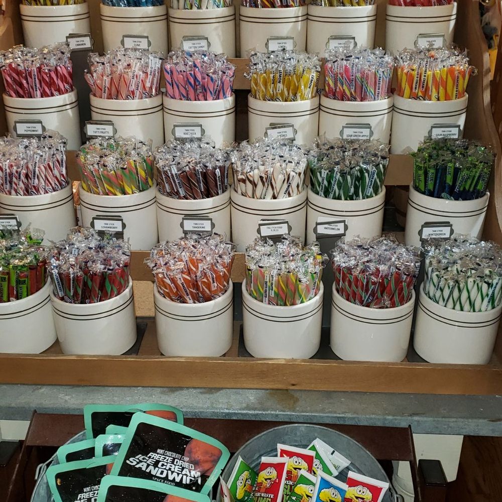 Cracker Barrel Old Country Store - American Near Me - Venice, Florida Cracker Barrel Old Country Store - American Near Me - Venice, Florida