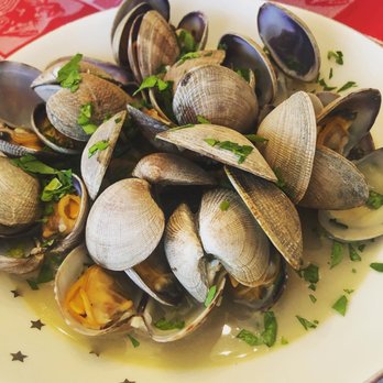 Seattle Fish Company - Steamer clams - Seafood Markets Near Me - Seattle, Washington