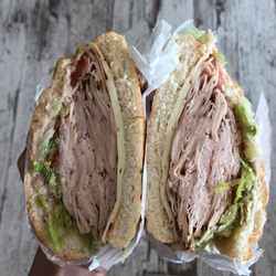 Lasolas Market - 10/10 turkey sandwich