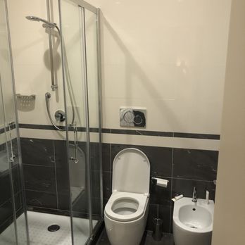Hotel dei Borgia - Bathroom in room - Hotels Near Me - Rome, RM