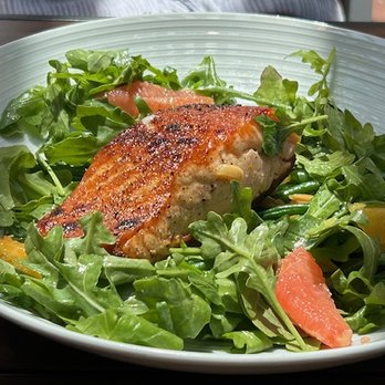 Russell House Tavern - Salmon - New American Near Me - Cambridge, Massachusetts Russell House Tavern - Salmon - New American Near Me - Cambridge, Massachusetts