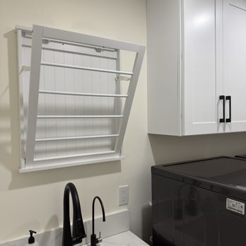 Studio Scarpace - Laundry room drying rack - Architects Near Me Studio Scarpace - Laundry room drying rack - Architects Near Me