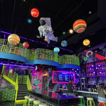 Roswell's Saloon - a space themed bar - Bars Near Me - Houston, Texas