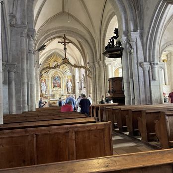 Musée Airborne - Inside church - Museums Near Me - Sainte Mère Eglise, 50