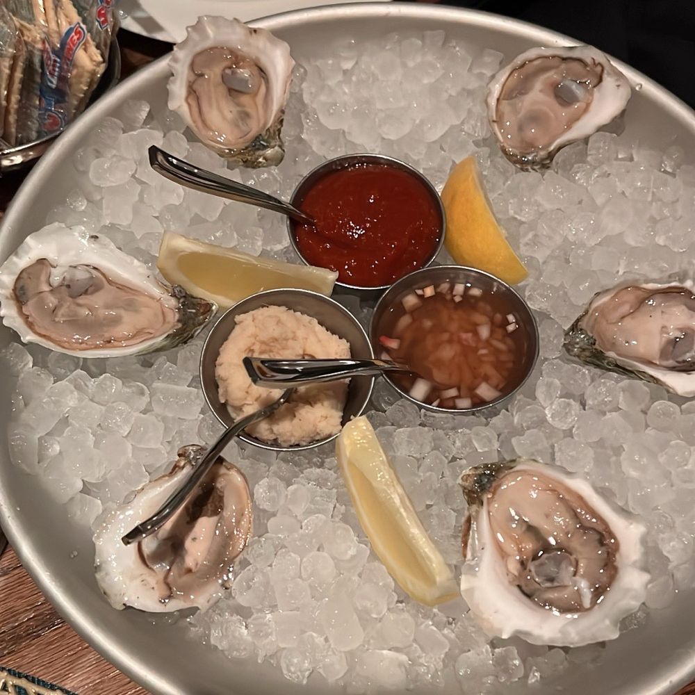 Restaurant Iris - Murderpoint oysters - Cajun/Creole Near Me - Memphis, Tennessee Restaurant Iris - Murderpoint oysters - Cajun/Creole Near Me - Memphis, Tennessee