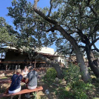 Rentsch Brewery - Breweries Near Me - Georgetown, Texas
