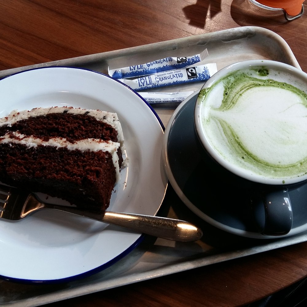 Oreo Cake and Matcha Latte. The place is no longer a Costa Coffee shop just to let you guys know.