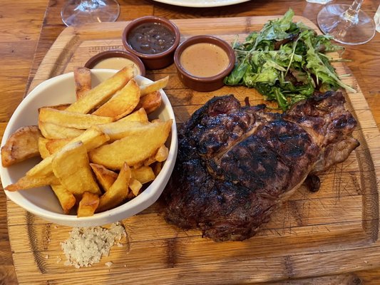 Sacrée Fleur Montmartre by null