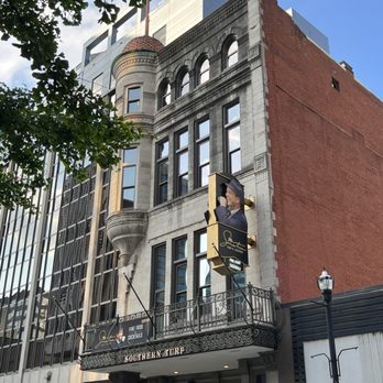 Sinatra - Outside - Italian Near Me - Nashville, Tennessee