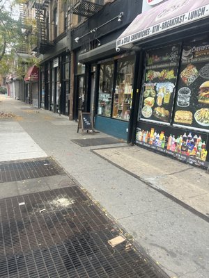 Maxwell Gift & Grocery by null