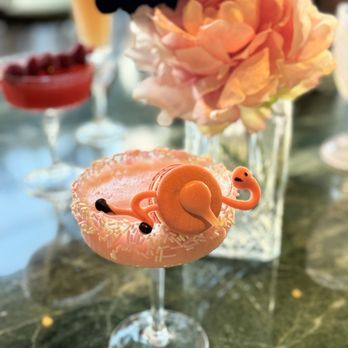 Pinky's By Vanderpump - Cocktail Bars Near Me - Las Vegas, Nevada Pinky's By Vanderpump - Cocktail Bars Near Me - Las Vegas, Nevada