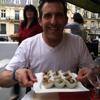 Le Corner Café - Ah, the escargot. HAD to get it again! - French Near Me - Paris, 75