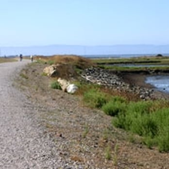 Hayward Shoreline Interpretive Center - basic look of the trail - Beaches Near Me - Hayward, California Hayward Shoreline Interpretive Center - basic look of the trail - Beaches Near Me - Hayward, California
