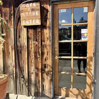 Keene Cafe - Entrance. - Diners Near Me - Keene, California