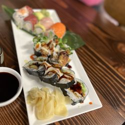 Tori Sake & Grill - Rainbow roll and giant spider roll