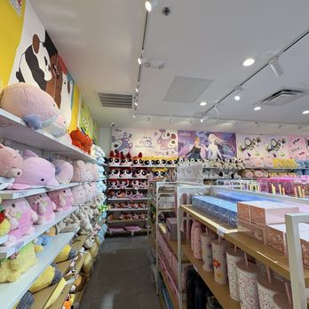 Miniso - So many plushes and gifts - Accessories Near Me - Sand Lake, Florida, Florida Miniso - So many plushes and gifts - Accessories Near Me - Sand Lake, Florida, Florida