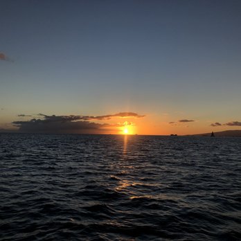 Oahu Catamarans - Boat Charters Near Me - Honolulu, Hawaii
