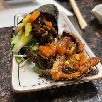 Sai Sushi - Salomon skin hand roll enormous - Sushi Bars Near Me - Yorba Linda, California Sai Sushi - Salomon skin hand roll enormous - Sushi Bars Near Me - Yorba Linda, California