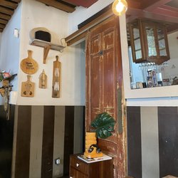 O Prego - Inside