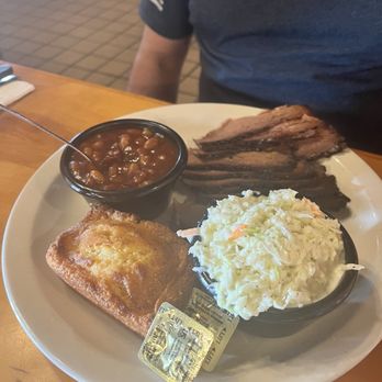 Dustin's Bar-B-Q - Briskett plate - Barbeque Near Me - Melbourne, Florida