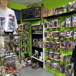 9 planets comics and collectibles