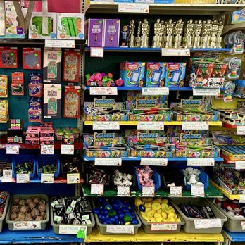 American Science & Surplus - Toy Stores Near Me - Milwaukee, Wisconsin