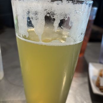 Trapper's Sushi - Seasonal Tap Cider - Sushi Bars Near Me - Tukwila, Washington Trapper's Sushi - Seasonal Tap Cider - Sushi Bars Near Me - Tukwila, Washington