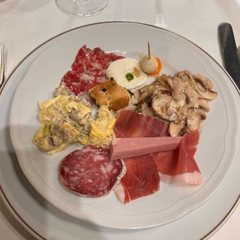 Arnaldo - L'antipasto - Italian Near Me - Rubiera, RE