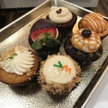 Cupcakin' Bake Shop - Six cupcakes I purchased served on a tray at Cupcakin' Bake Shop in Berkeley. - Bakeries Near Me - Berkeley, California Cupcakin' Bake Shop - Six cupcakes I purchased served on a tray at Cupcakin' Bake Shop in Berkeley. - Bakeries Near Me - Berkeley, California