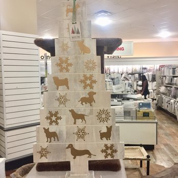 Homegoods Stores - Pet Xmas tree - Department Stores Near Me - Glendale, California