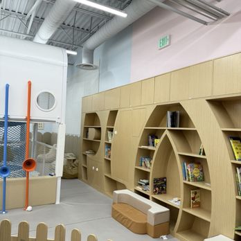 Little Elephants Kids Place - Bookcase area with seating along the ball pit - Indoor Playcenter Near Me - Brea, California Little Elephants Kids Place - Bookcase area with seating along the ball pit - Indoor Playcenter Near Me - Brea, California