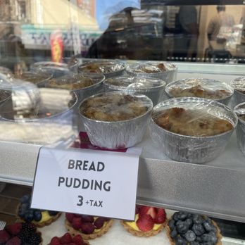 Masa Madre Artisanal Bakery - Bakeries Near Me - Woodside, New York