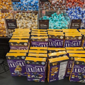 Hy-Vee - Lindt and M&M's with Vikings - Grocery Near Me - Eagan, Minnesota