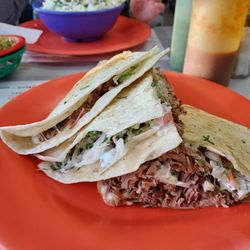 El Paisa Alegre - Quesadilla with Carnitas