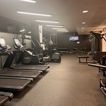 Hilton London Wembley - Awesome gym - Hotels Near Me - Wembley, XGL Hilton London Wembley - Awesome gym - Hotels Near Me - Wembley, XGL