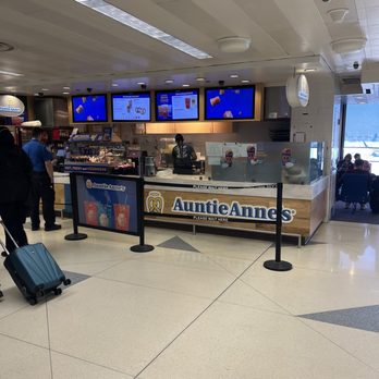 Auntie Anne's - Pretzels Near Me - Chicago, Illinois Auntie Anne's - Pretzels Near Me - Chicago, Illinois