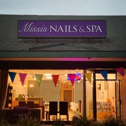 Missis Nail & Spa - It is a beautiful and relaxing spa.