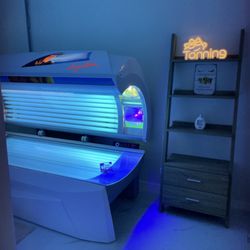 Studio 13 Beauty Bar