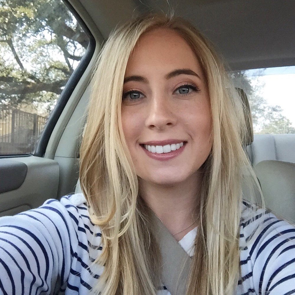 Upper Hand Salon - AWESOME SERVICE!! I highly recommend Lauren. Z she is a stylist there at the salon! I left feeling like a million dollars!! - Hair Salons Near Me - Houston, Texas Upper Hand Salon - AWESOME SERVICE!! I highly recommend Lauren. Z she is a stylist there at the salon! I left feeling like a million dollars!! - Hair Salons Near Me - Houston, Texas