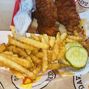 Dave's Hot Chicken - Tenders Combo - Chicken Shop Near Me - Columbus, Ohio