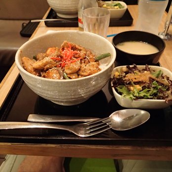 Condor Japanese Noodle Restaurant - Chicken teriyaki don on tables 20cm apart! - Japanese Near Me - Sydney, NSW Condor Japanese Noodle Restaurant - Chicken teriyaki don on tables 20cm apart! - Japanese Near Me - Sydney, NSW
