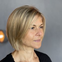 The L Salon