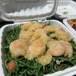 Make your own -garlic shrimp, Malunggay pasta